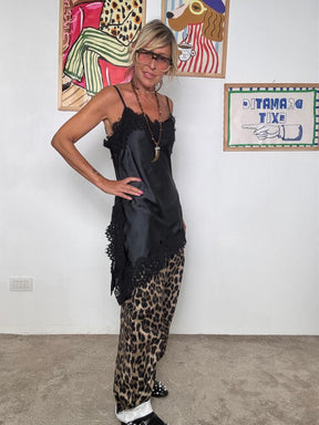 FEMALE - Top/abito in raso nero con pizzo  sensuale e super versatile N1895/ NERO FEMALE 