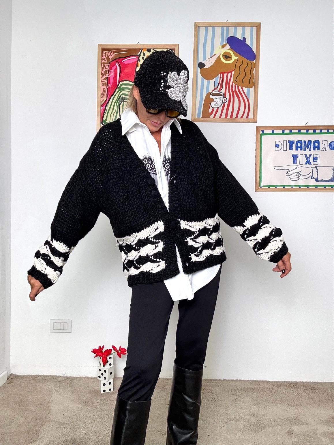 FEMALE - CARDIGAN CANYON NERO VA603/ NERO FEMALE 