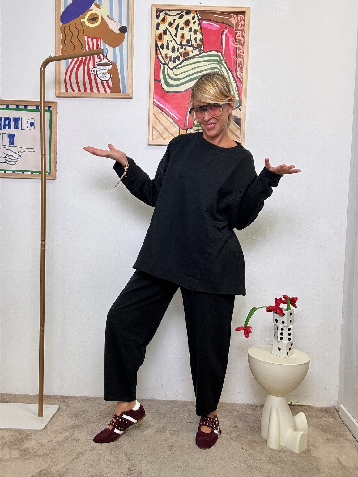 SUSY STAR - Completo Relax in felpa  Chic, Comodo e Pronto allUso NERO ST50147/ NERO SUSY STAR 