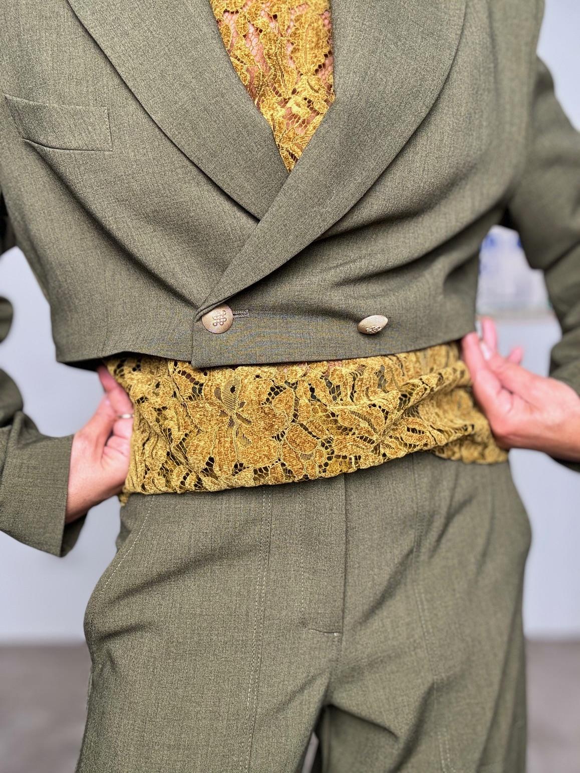 HAVE ONE - Giacca corta donna in stile military chic  con dettagli eleganti JSO-P014/ MILITARE HAVE ONE 