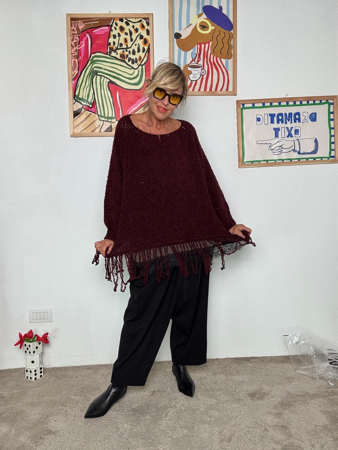 DEJA VU - Maglia oversize con frange decorative bordeau A25SS402/ BORDEAUX DEJA VU 