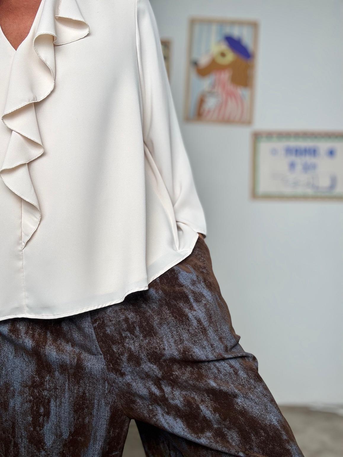 DEJA VU - Camicia con volant sul davanti A25SG101/ BURRO DEJA VU 