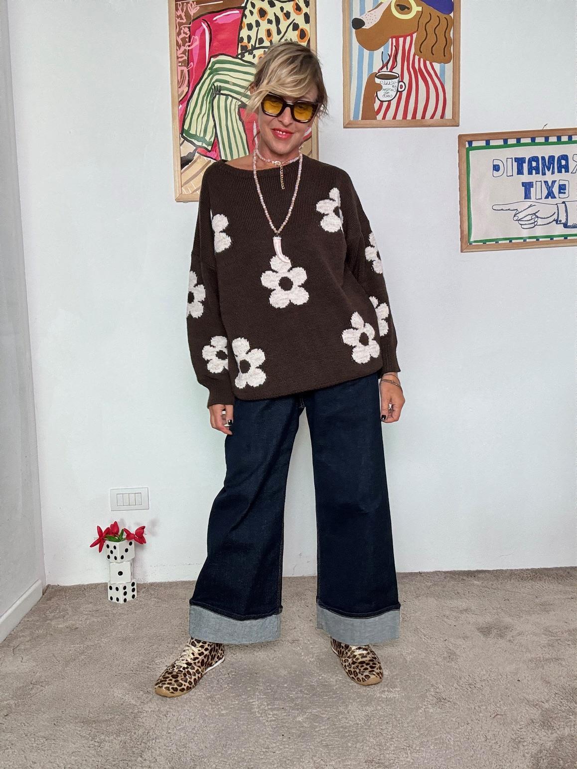 DEJA VU - Maglia oversize con maxi fiori MORO A25SS408/ MORO DEJA VU 