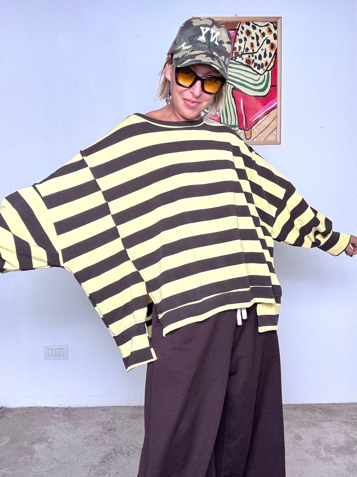 FEMALE - Felpa oversize a righe  Stile casual chic R51205/ RIGA M-GIALLO FEMALE 