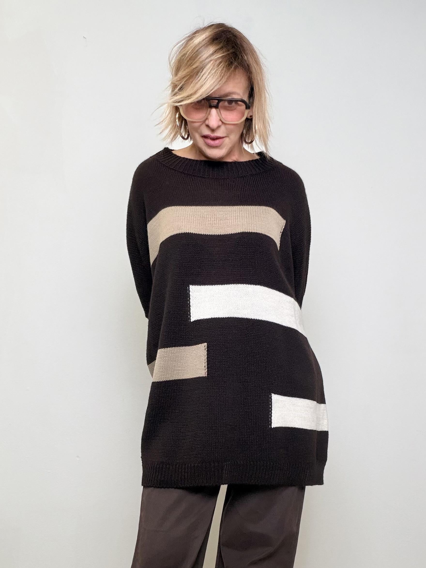 FEMALE - MAGLIA OVER FANTASIA GEOMETRICA  ARTE ADDOSSO, COMFORT GARANTITO 8056/ MORO FEMALE 