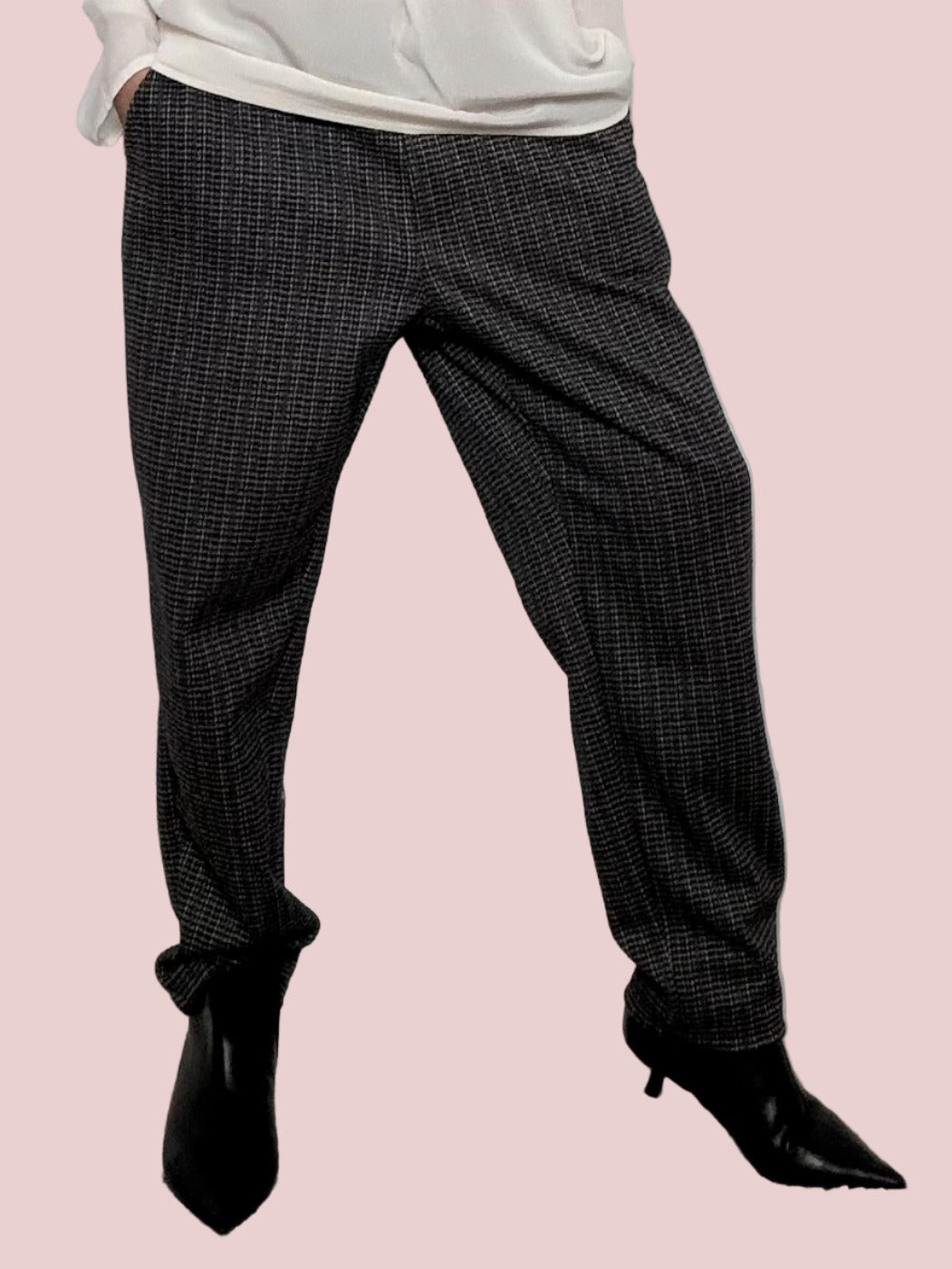 DEJA VU -Pantalone donna a quadri scuri  stile casual chic con eleganza sartoriale A25LU213/ CHECK DEJA VU 