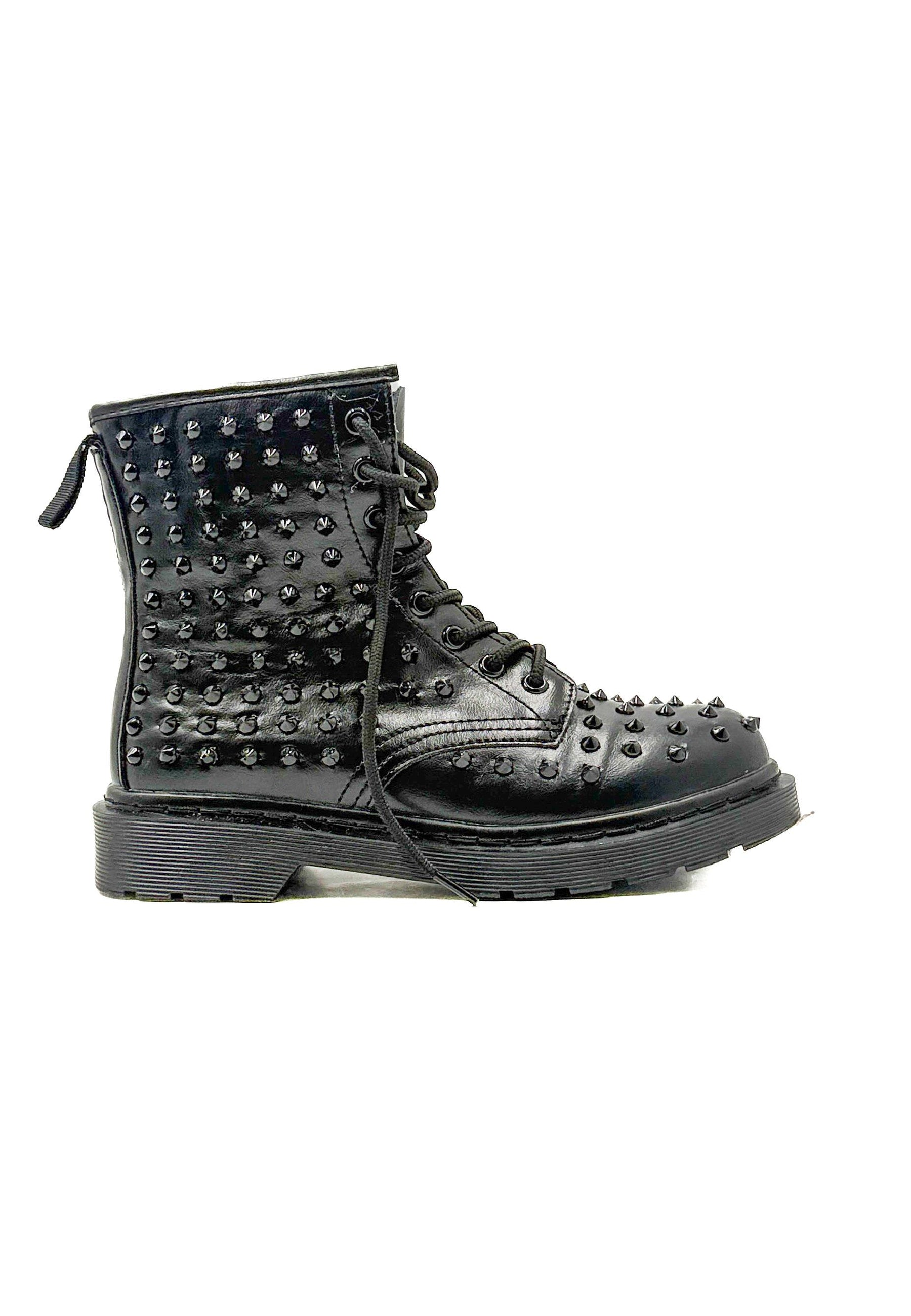 FEMALE - Anfibio nero con borchie  grintoso e super di tendenza MT1-1/ NERO FEMALE 