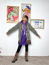 DEJA VU - Giacca stile vintage con dettagli ricamati e frange A25DL608/ VERDE DEJA VU 