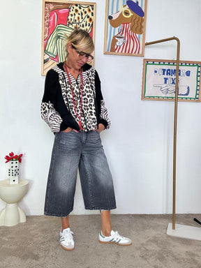 HAVE ONE -Jeans cropped a gamba larga effetto vintage PLS-P020/ NERO HAVE ONE 