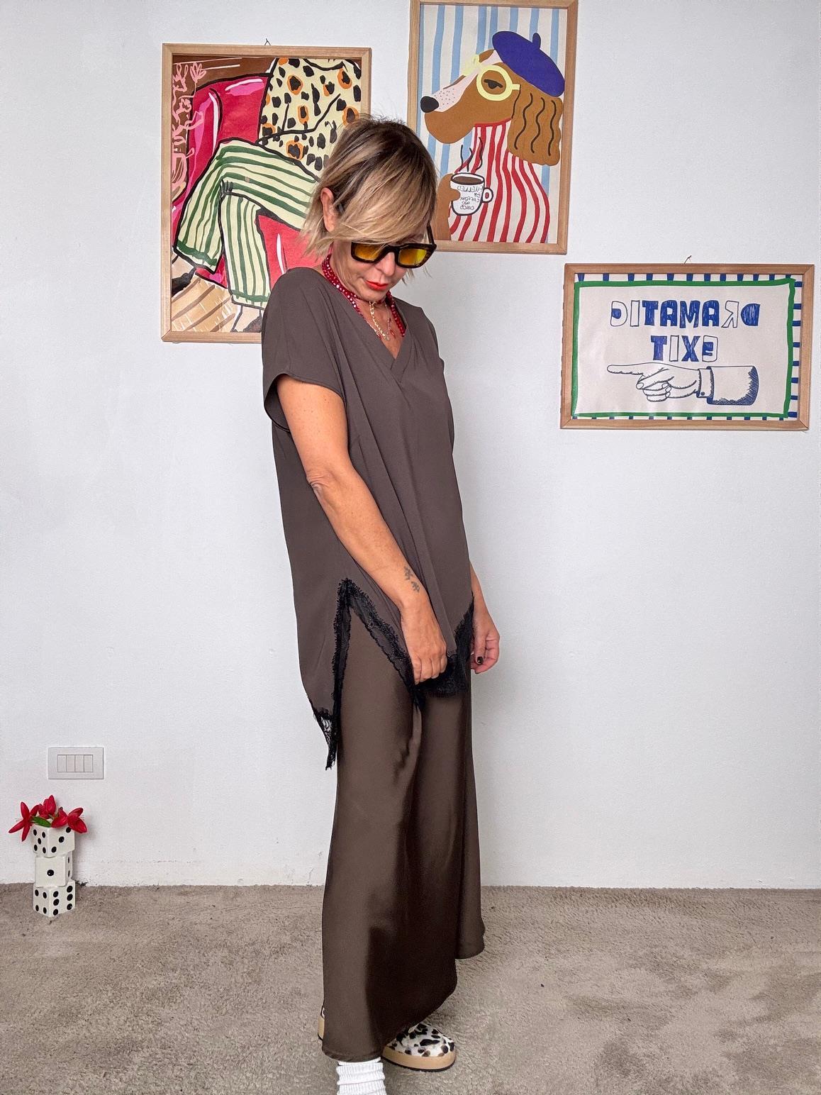 DEJA VU - Gonna lunga effetto satin  Eleganza easy con un tocco sporty moro A25IS302/ MORO DEJA VU 