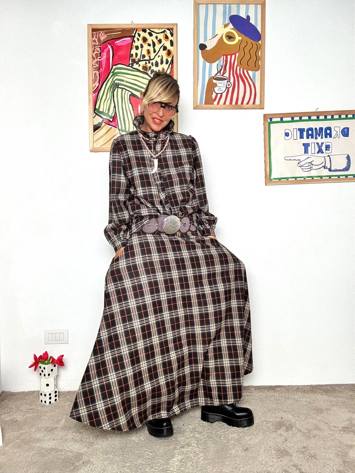 FEMALE - Gonna lunga donna a quadri  stile unico e femminilità senza tempo L5M250-1/ MORO FEMALE 