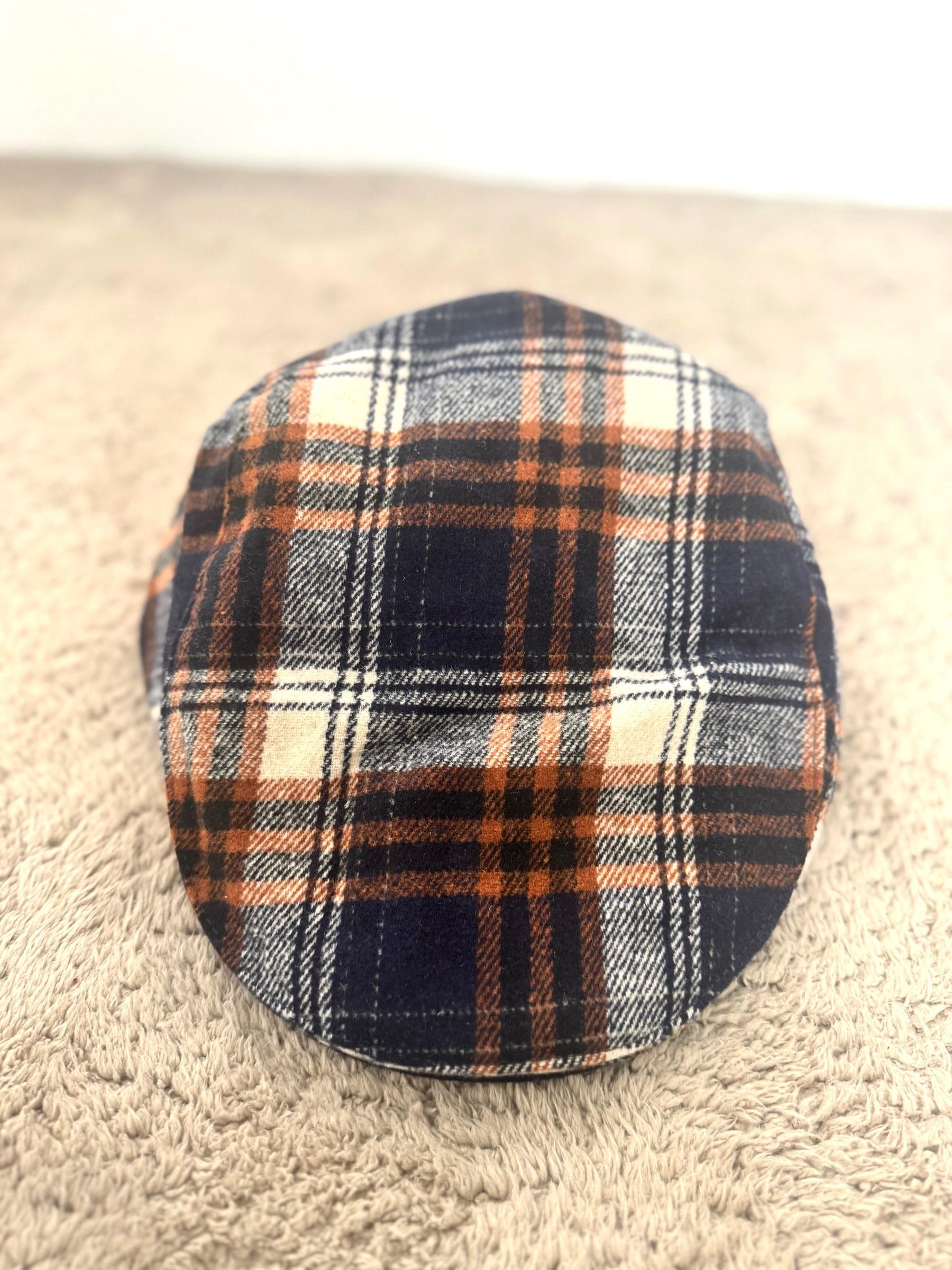 FEMALE - Coppola scozzese a quadri  stile retrò con carattere moderno CAPPELLO 2/ FANTASIA FEMALE 