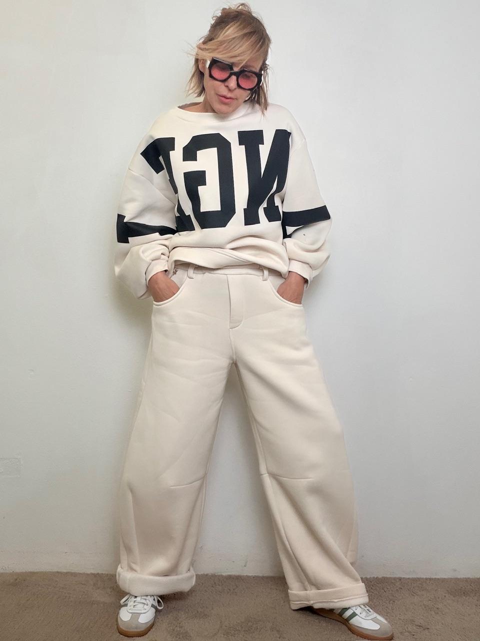 Pantalone wide fit super comfy effetto nuvola M38F1299/ PANNA SOUVENIR 