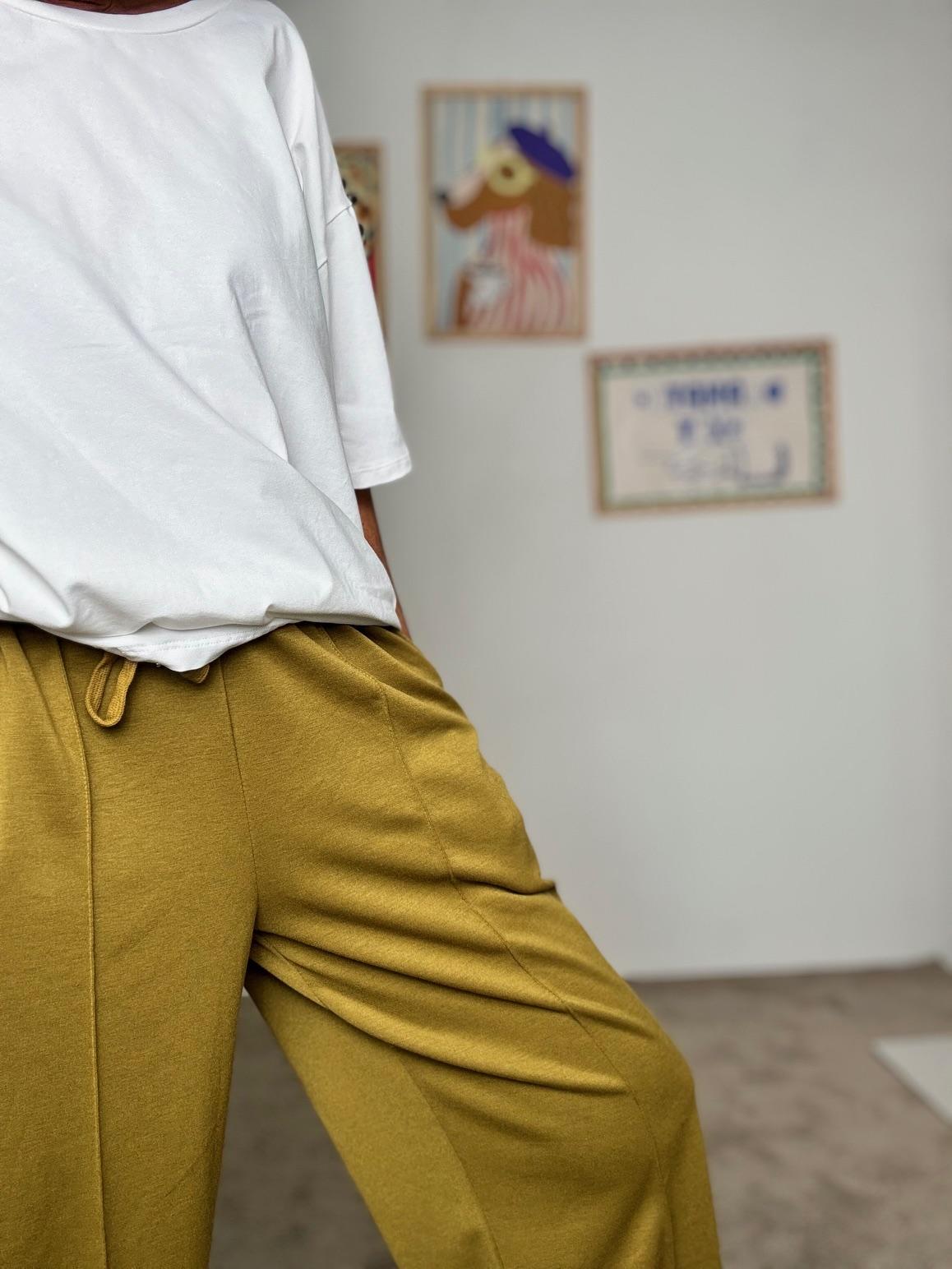 FEMALE - Pantaloni jogger color senape  comfort e stile per ogni occasione 36119/ OLIO FEMALE 