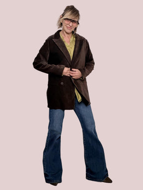 DEJA VU - Giacca Velvet Chic  la morbidezza elegante che veste sempre bene A25FL601/ MORO DEJA VU 