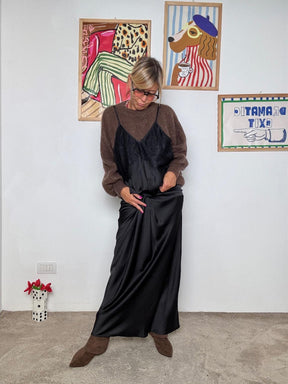 SOUVENIR - Gonna lunga con drappeggio davanti: eleganza con un tocco moderno nero S38M1112/ NERO SOUVENIR 