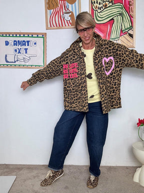 FEMALE - Giacca Donna Animalier "BE LIEVE"  Stile Urban Chic con Cuore Pop C23395BEL/ MACULATO FEMALE 