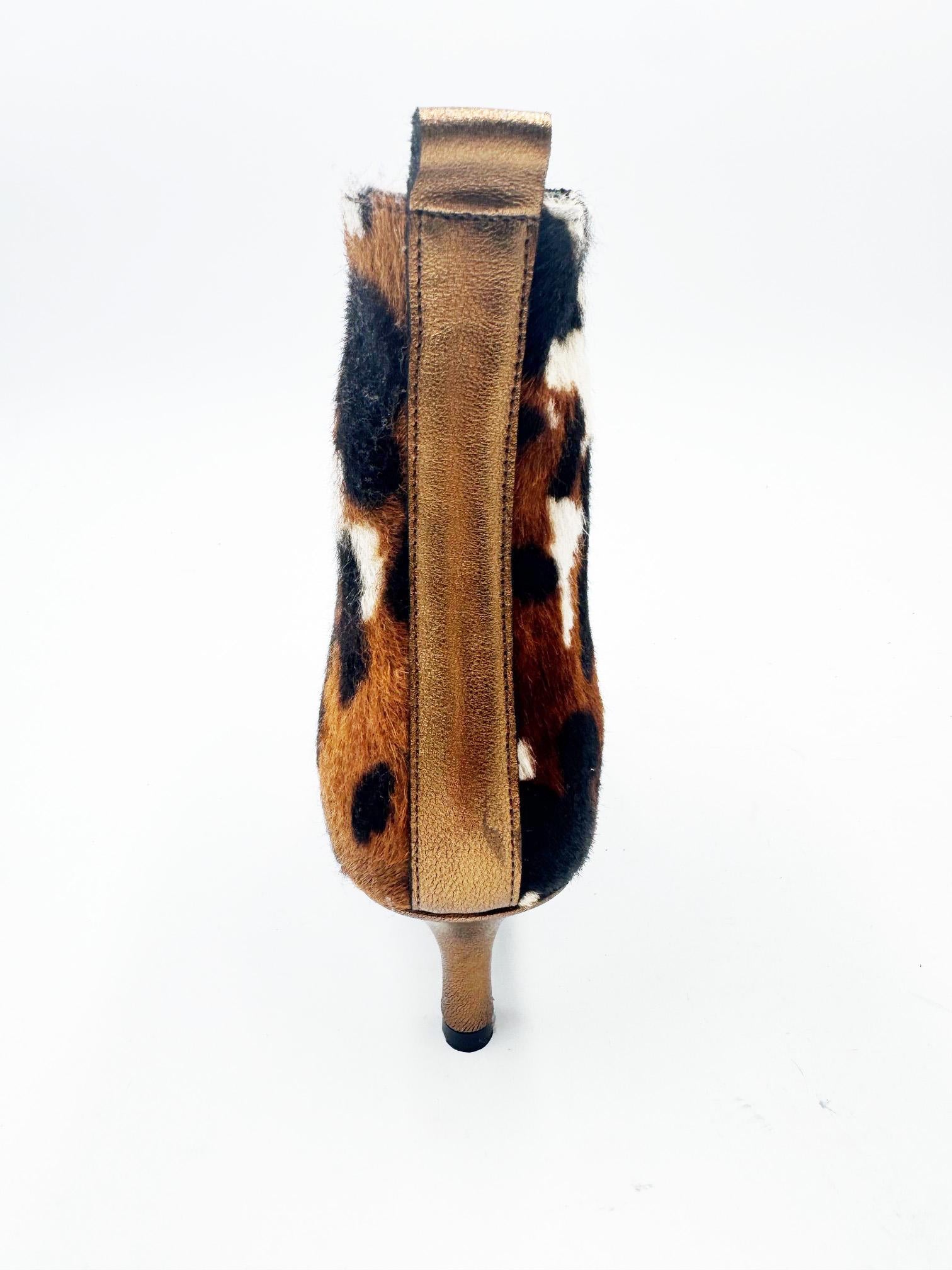 DIVINE FOLLIE- Tronchetto Donna "Maculata Chic"  Tacco Basso, Carattere Altissimo! REIN/ MUCCA DIVINE FOLLIE 