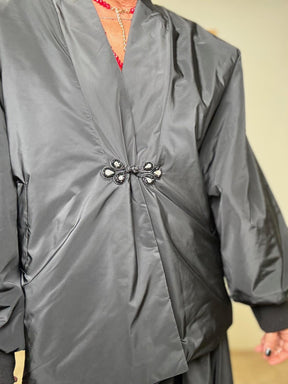 DEJA VU - KIMONO IMBOTTITO IN TAFTA A25DL611/ NERO DEJA VU 