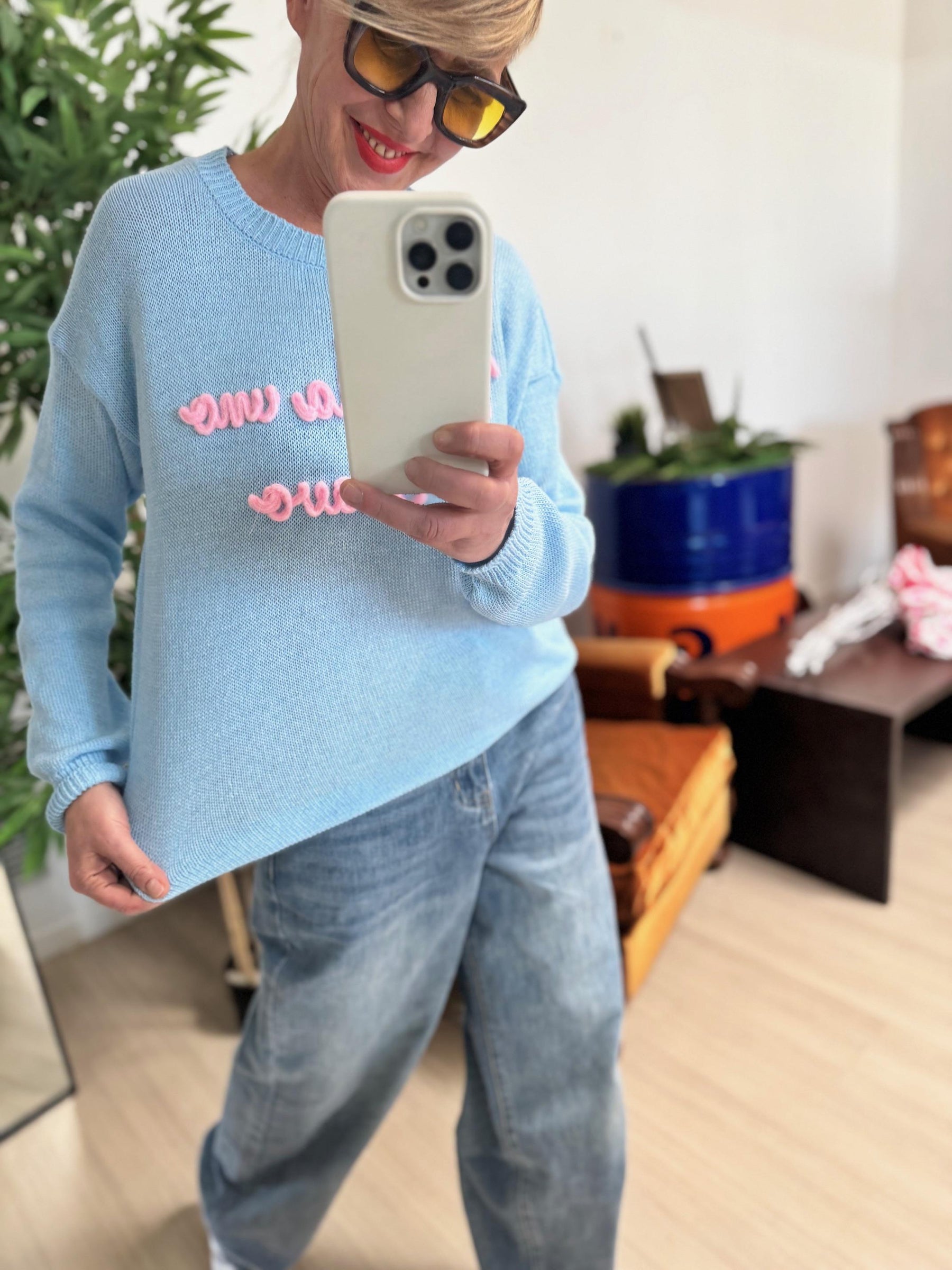 FEMALE - MAGLIA BLU SCRITTA MA DA UNO BRAVO CELESTE 2572-62/ CELESTE FEMALE 