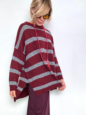 DEJA VU- Maglia morbida a righe grigia e vino A25SS404 VINO/GRIGIO DEJA VU 