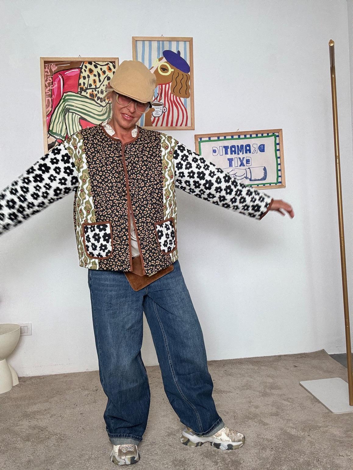 FEMALE - Giacca Patchwork Unisex Fantasia Floreale e Animalier  Stile Creativo G11867/ NERO FEMALE 