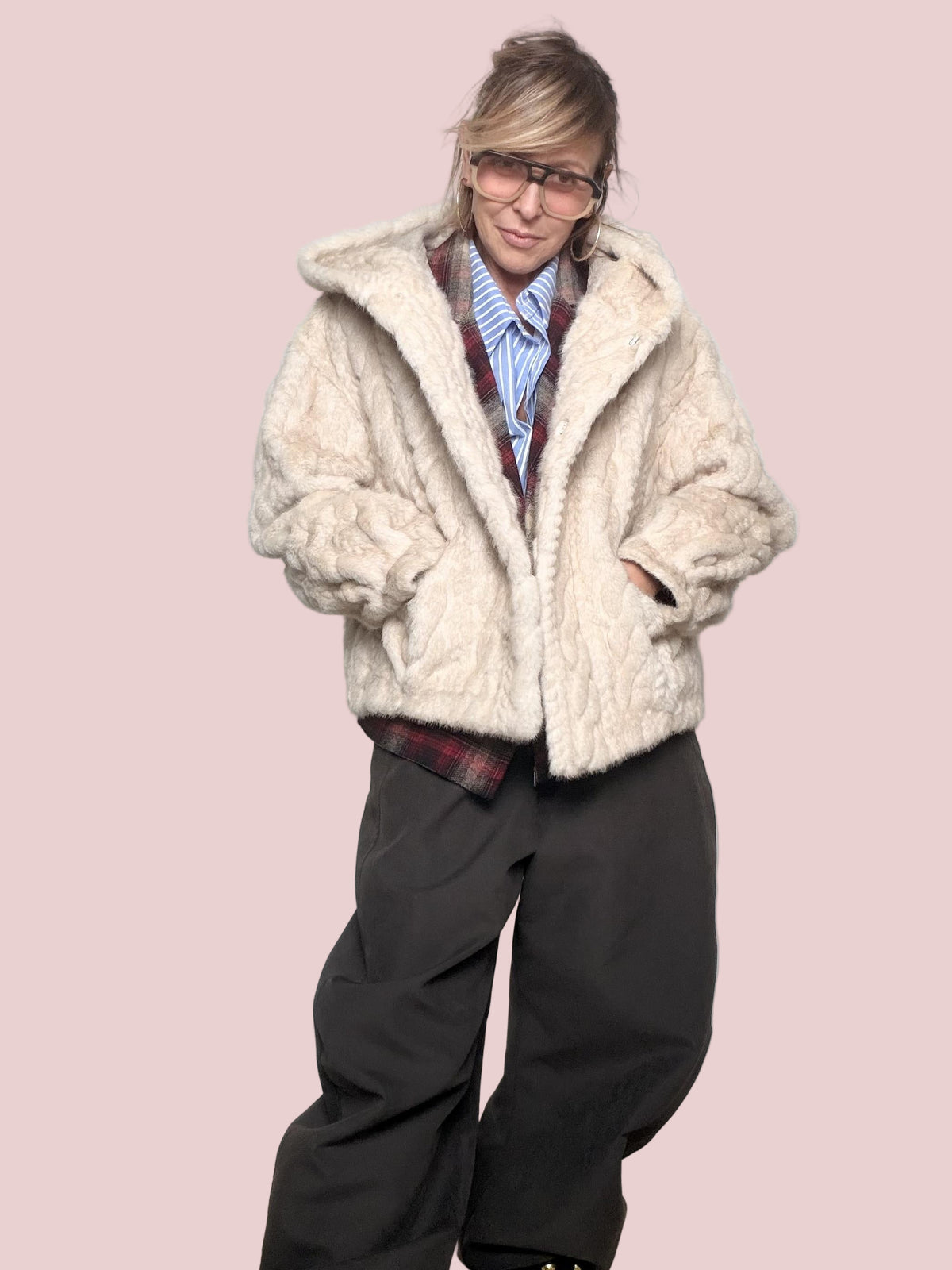 PHILIA LOFT - ECOPELLICCIA MORBIDA CON CAPPUCCIO  CALORE COCCOLOSO, STILE OVERSIZE D01N0056/ NATURALE PHILIA LOFT 