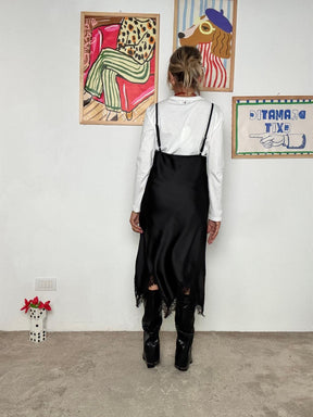 SOUVENIR . Abito con t-shirt compresa: praticità e stile in un solo look F38X1017/ NERO SOUVENIR 