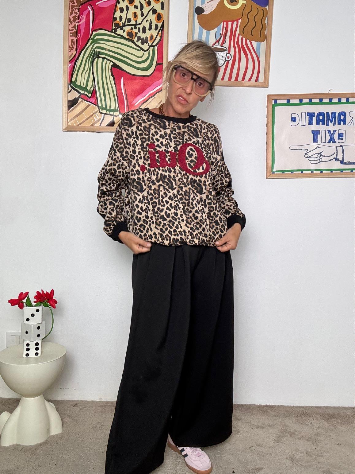 FEMALE - Felpa Oui Sauvage  Ruggisci con Stile Z2367/ MARRONE/VINO FEMALE 