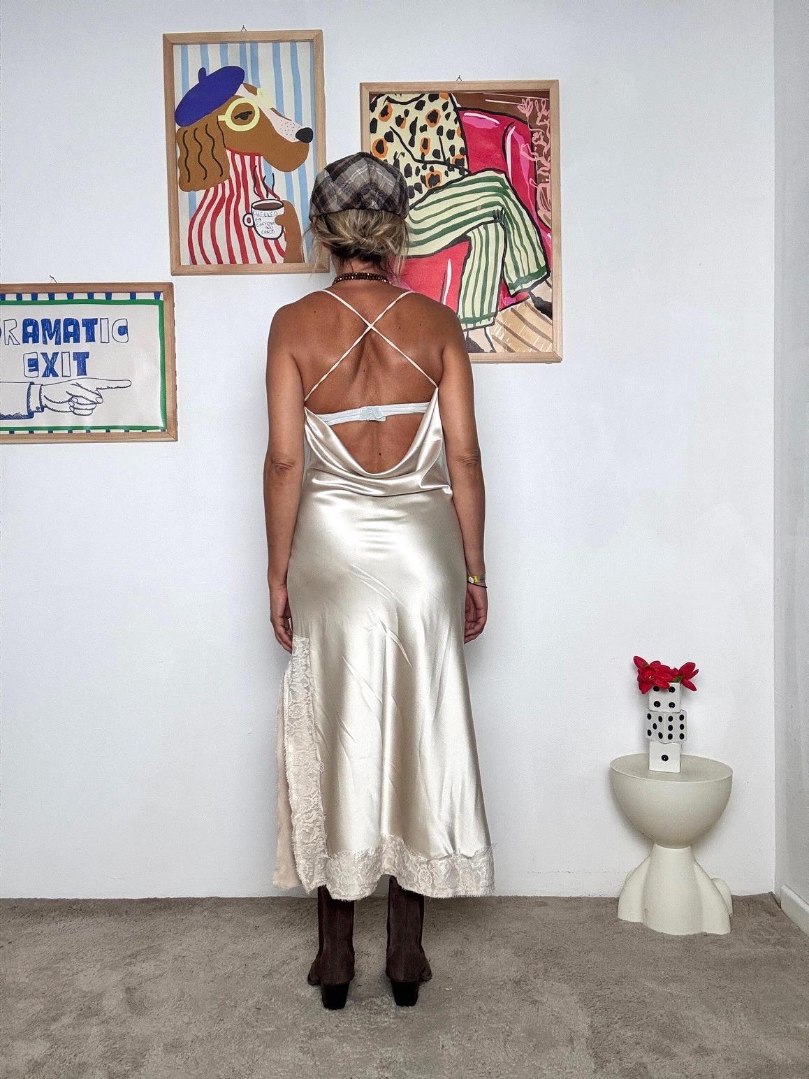 FEMALE - Abito lungo in raso con dettagli in pizzo panna H4163-R6/ PANNA FEMALE 