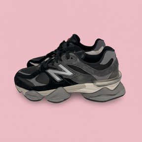 New Balance 9060 Nera - Sfondo Rosa 5