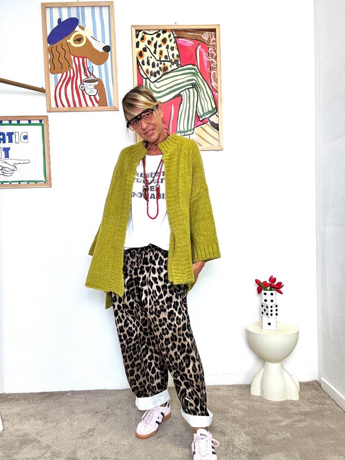 SUSY STAR - Cardigan donna verde lime oversize  morbido, trendy e super versatile ST572002/ VERDE SUSY STAR 