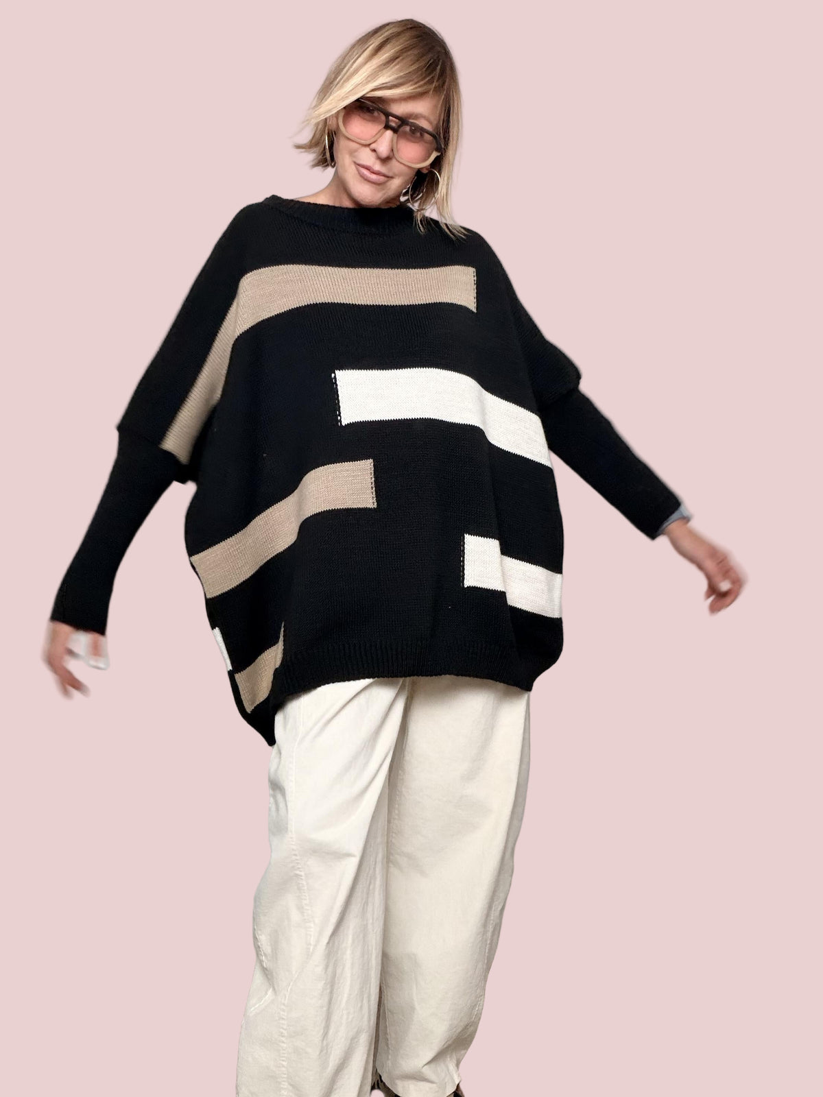 FEMALE - MAGLIA OVER FANTASIA GEOMETRICA  ARTE ADDOSSO, COMFORT GARANTITO 8056/ NERO FEMALE 