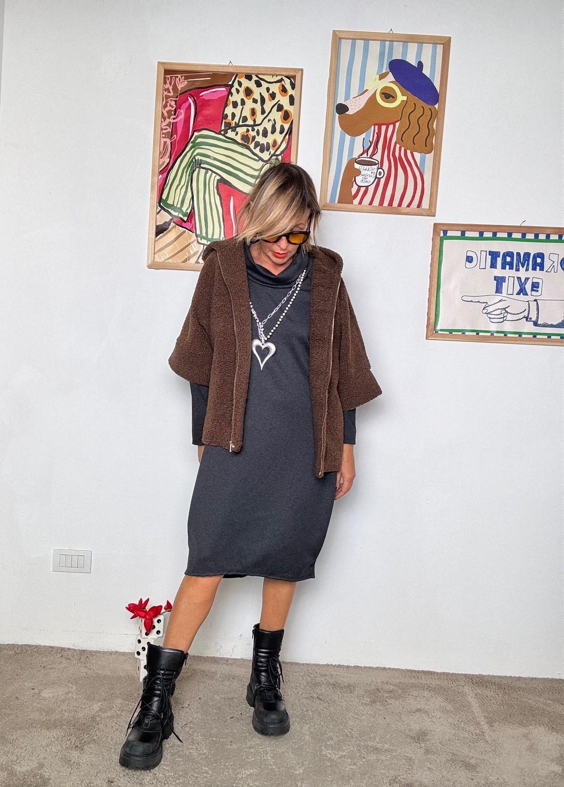 FEMALE -  Teddy Cocoon  Morbidezza e stile in un solo abbraccio moro GIA1063/ MORO FEMALE 