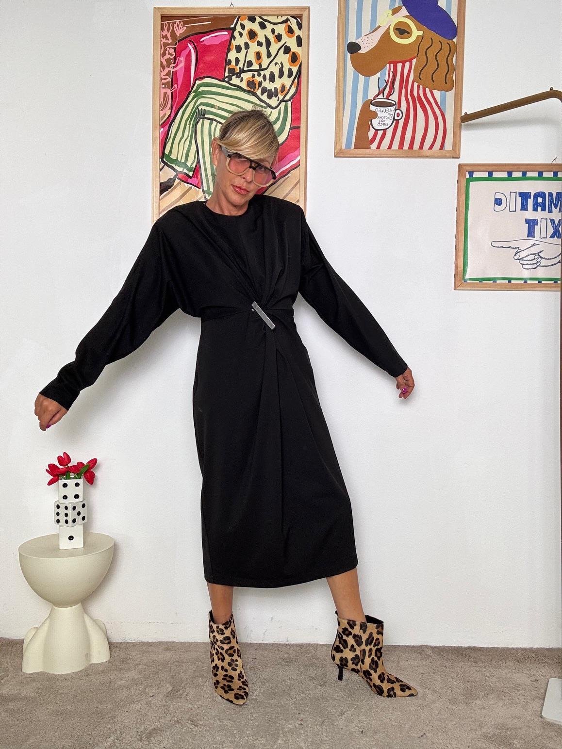 SOUVENIR - Abito nero midi donna con drappeggio  elegante, moderno e super chic F38X0137/ NERO SOUVENIR 