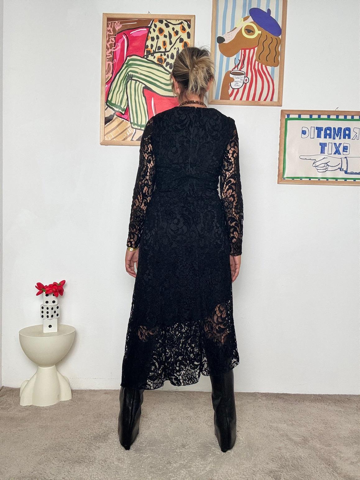 FEMALE - Abito in pizzo nero elegante e grintoso D2112AI16/ NERO SUSY MIX 