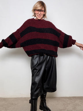 FEMALE - MAGLIA OVER A RIGHE  CALDA, SPIRITOSA, SUPER CHIC 3002/ VINO FEMALE 