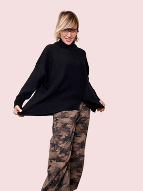 SUSY STAR -MAGLIA DOLCEVITA OVER NERA STX66258/ NERO SUSY STAR 