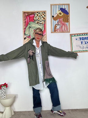 SUSY STAR - Giacca vintage verde militare con patch e dettagli unici  stile urban creativo STS7284/ VERDE SUSY STAR 