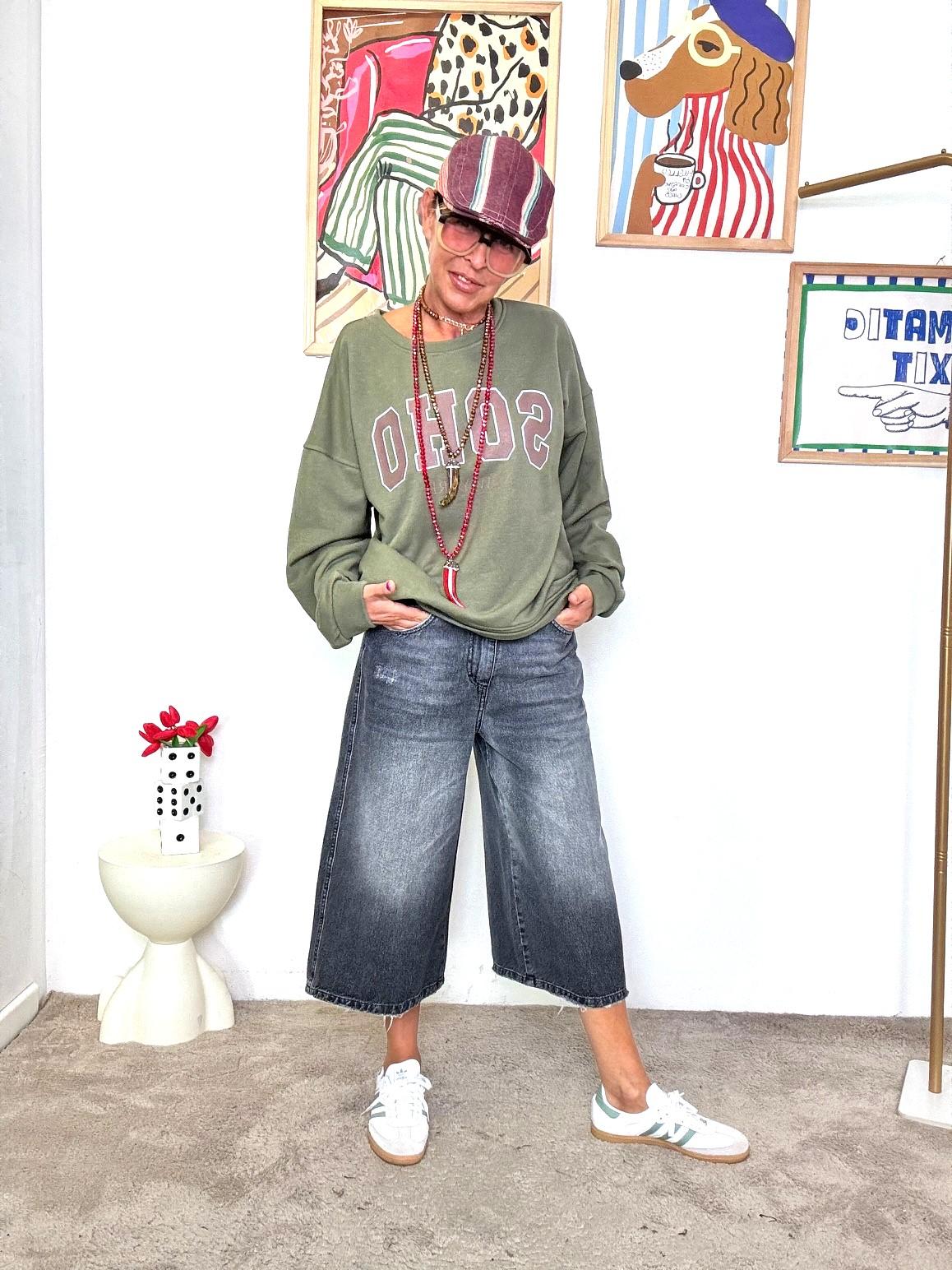 FEMALE Felpa oversize oliva  con stampa SOHO R50599SOHO/ OLIVA FEMALE 