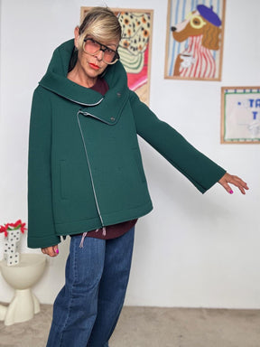 DEJA VU - Giacca donna in neoprene con collo ampio  stile urban chic verde A25UN607/ VERDE DEJA VU 