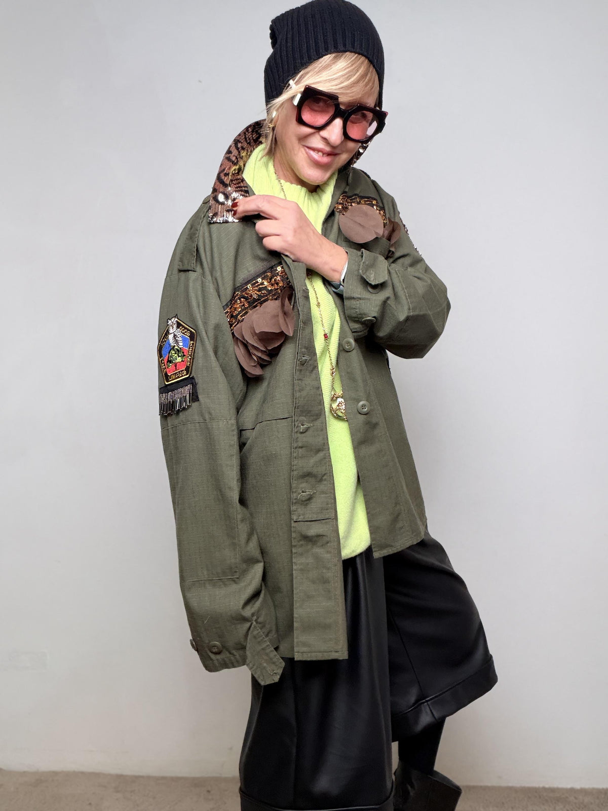 Camicia vintage  carattere deciso e stile unico U7 PAILETTES/ VERDE MILITARE FEMALE 