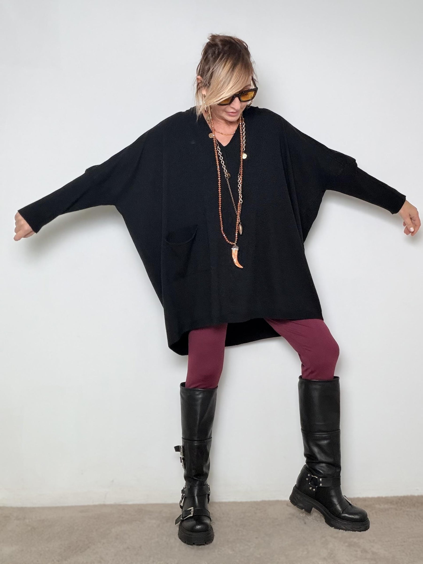 SUSY STAR - Maglia over con tasca nero ST78407/ NERO SUSY STAR 