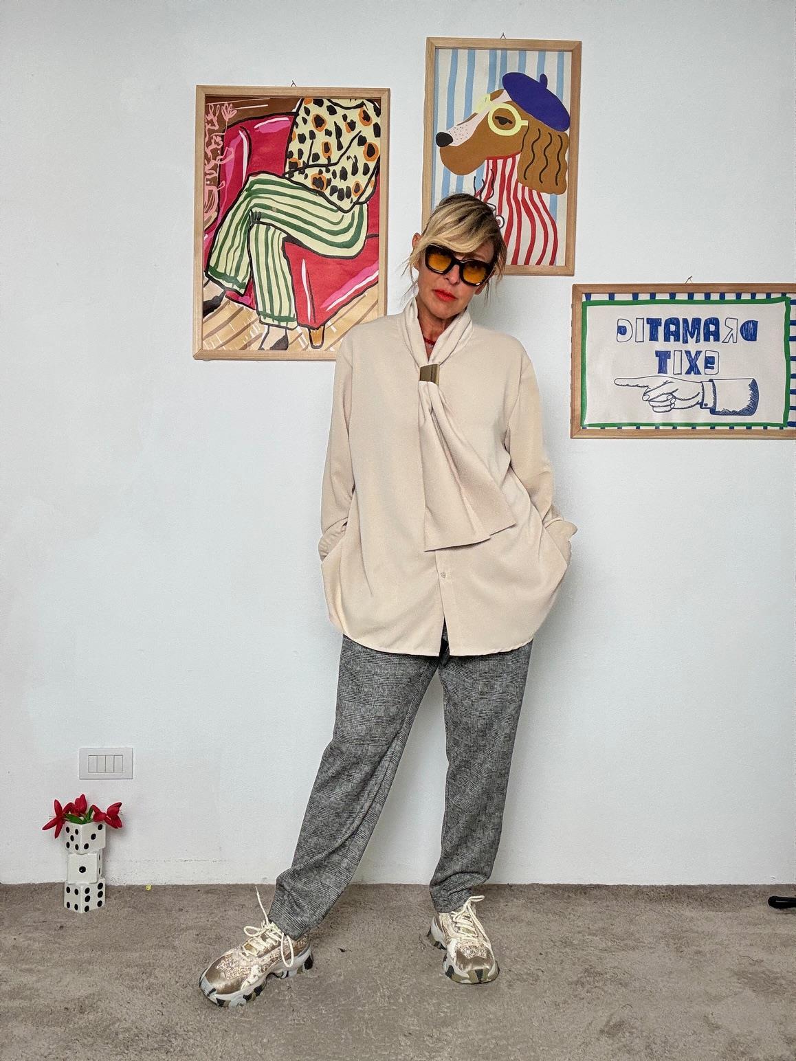 SUSY STAR - Camicia con Nodo Frontale BEIGE STLS1037/ BEIGE SUSY STAR 