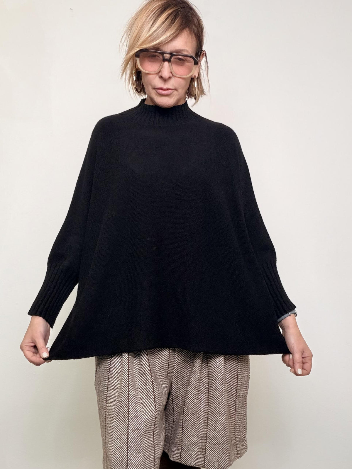 FEMALE - MAGLIA OVER KMABAMEZ/ NERO FEMALE 