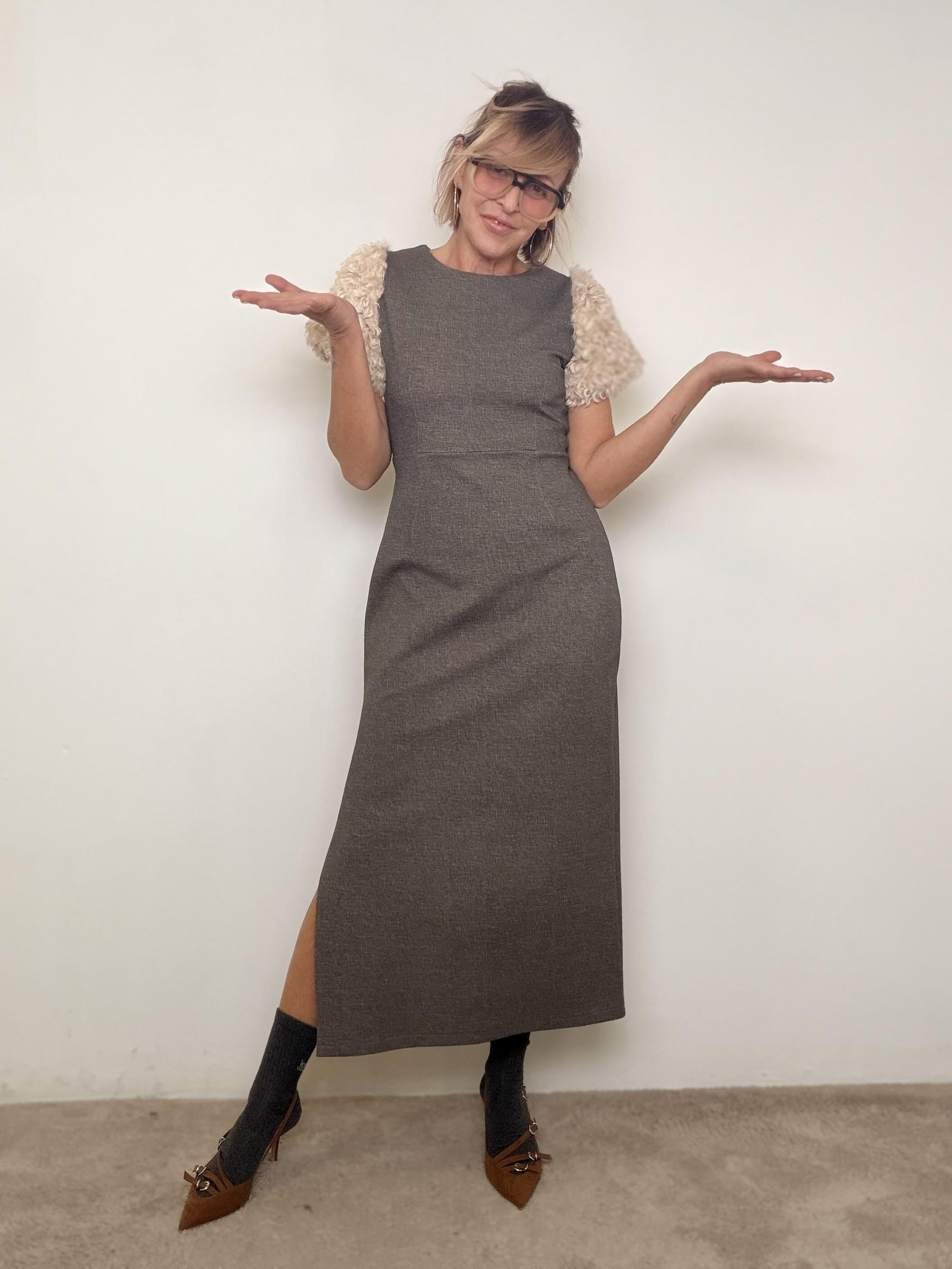 SUSY MIX - Abito Faux Fur Power Sleeves S0065/ BEIGE SUSY MIX 