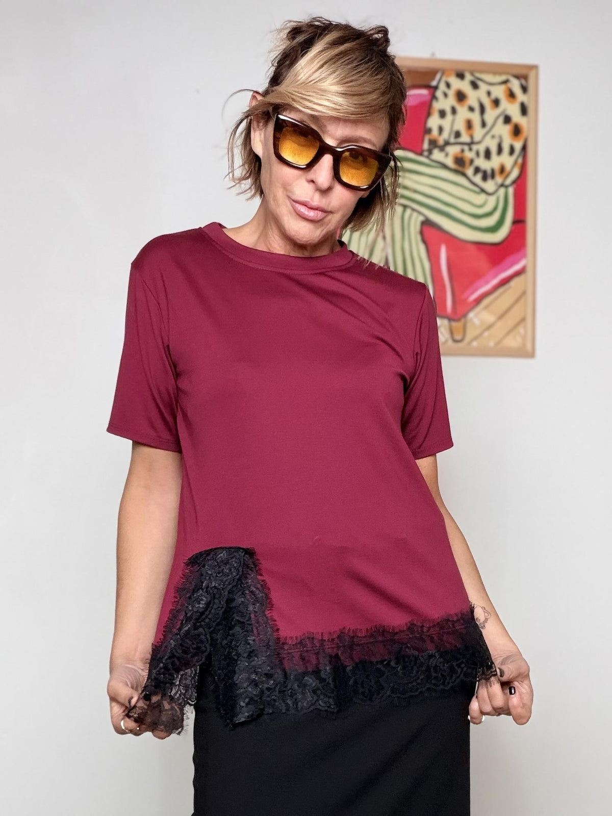 FEMALE - T-shirt con Inserto in Pizzo Asimmetrico HP9233TSLMB/ VINO FEMALE 