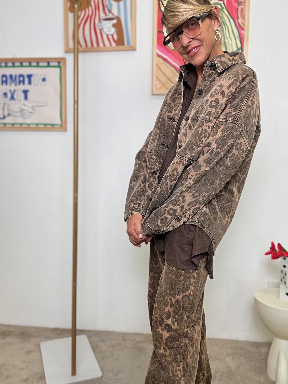 FEMALE - Giacca Oversize Rawr Energy - Stampa Animalier Vintage DY975/ MACULATA FEMALE 