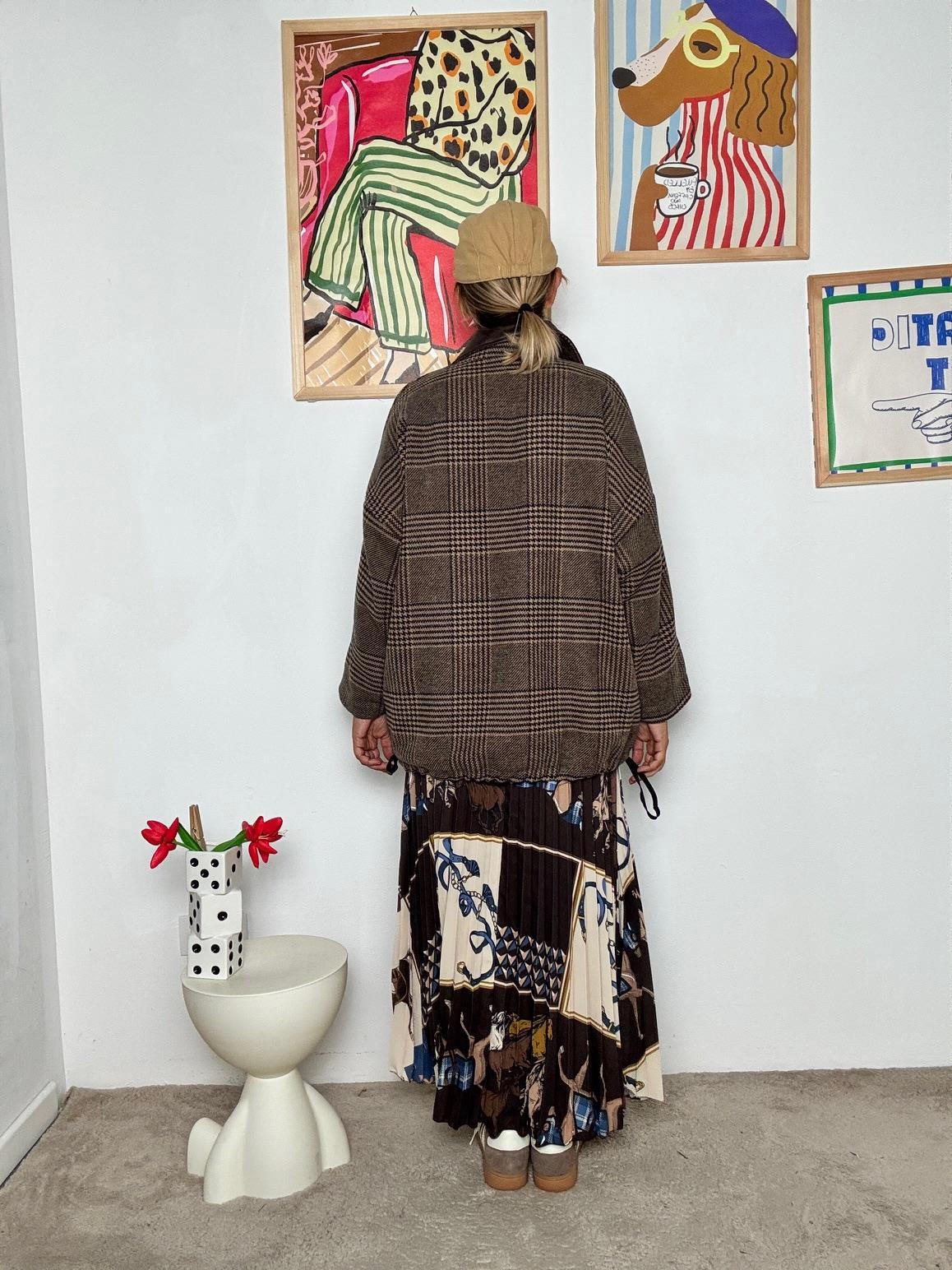 DEJA VU - Giacca Oversize Donna a Quadri Marrone  Stile Casual Chic e Intramontabile A25AP601/ CHECK DEJA VU 