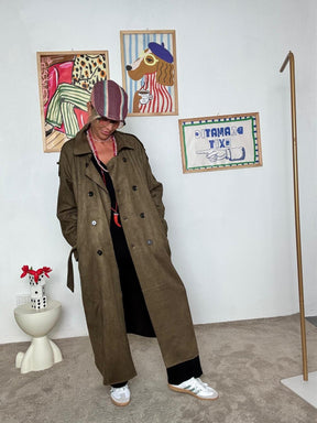 FEMALE - Trench lungo con cintura  licona senza tempo rivisitata in chiave urban-chic VH078/ VERDE FEMALE 